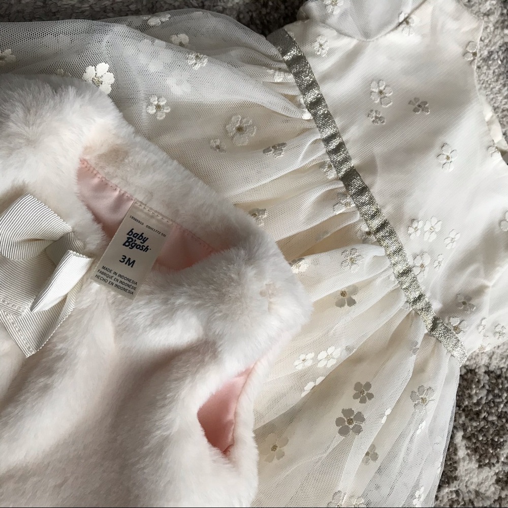 Oshkosh 0-3 cream dress & fur vest new No tags - Picture 2 of 4
